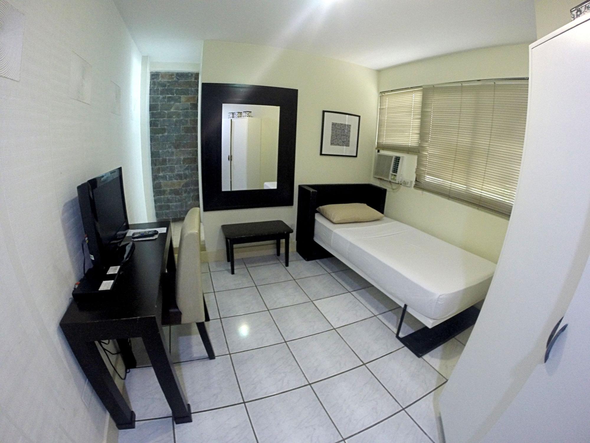 Urban Inn Iloilo Bagian luar foto