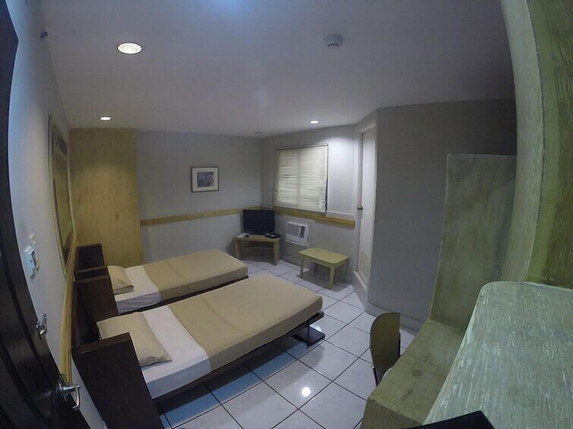 Urban Inn Iloilo Bagian luar foto